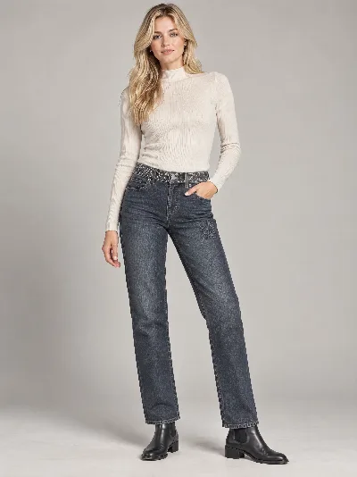 Kobieta – jeansy hurtowe i8 DENIM
