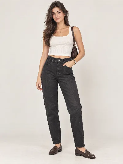 Damskie jeansy MOM FIT – wysoki stan, elastyczny denim